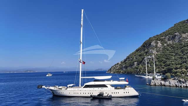 DODO 42m motor yacht for charter