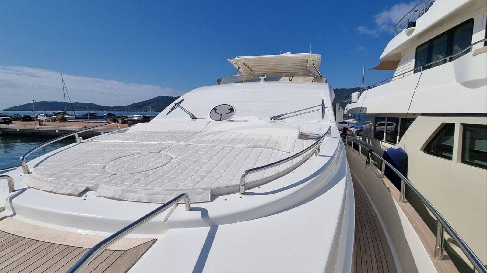 RED ROSE, photo from the yacht portfolio 17