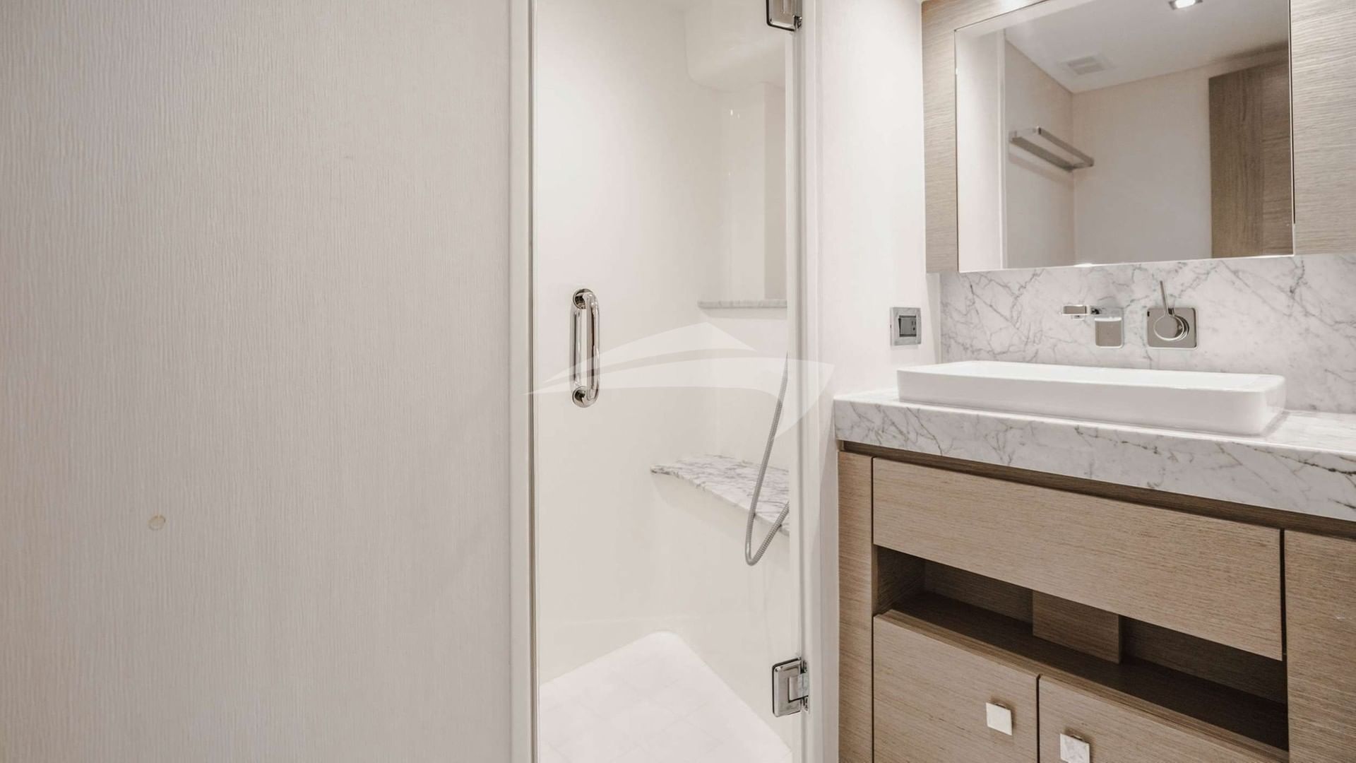 VIP En Suite with Shower