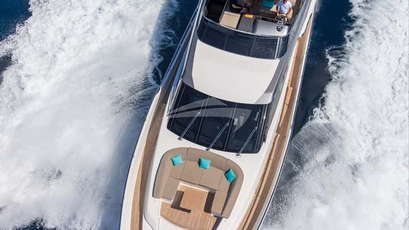 REGINE OF CANNES 25m motor yacht charter, photo 9