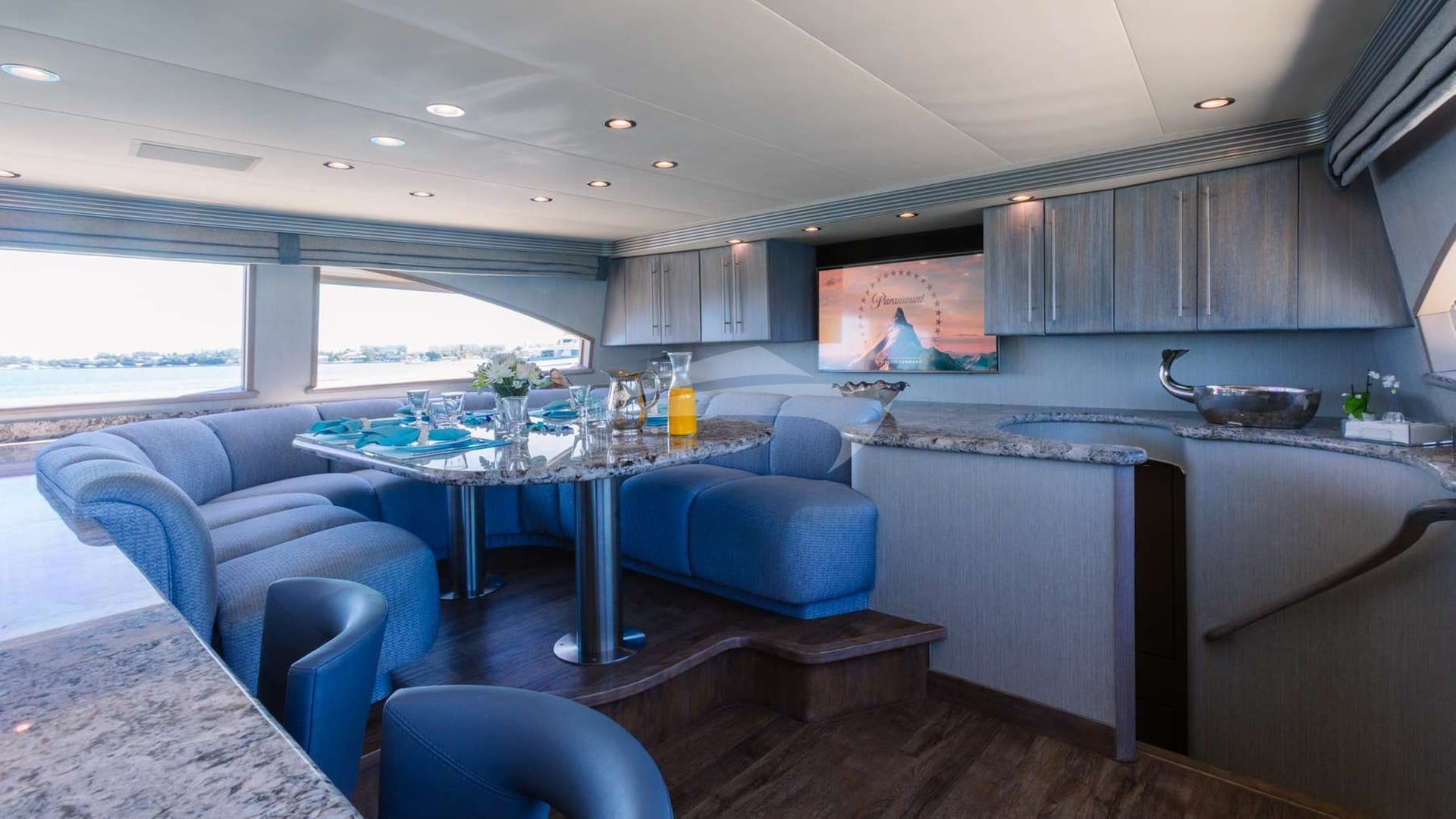 Country kitchen Dinette