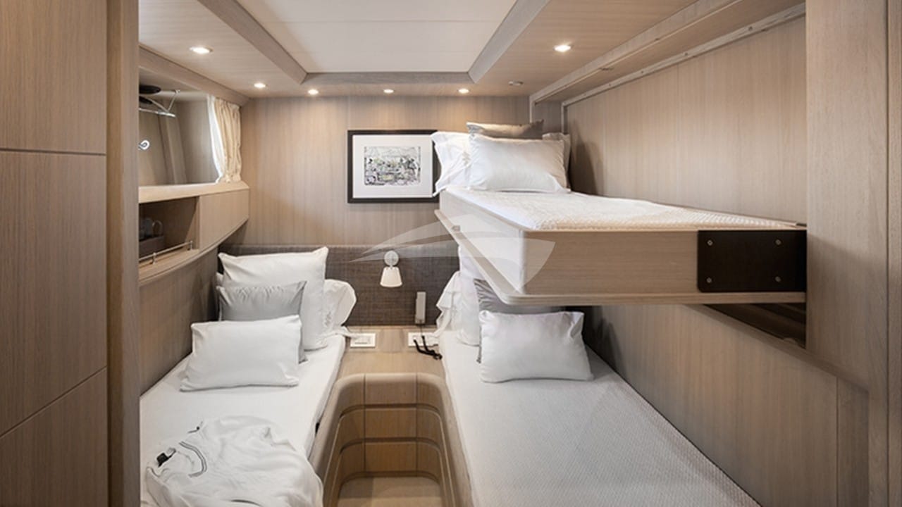 Twin cabin and Pullman