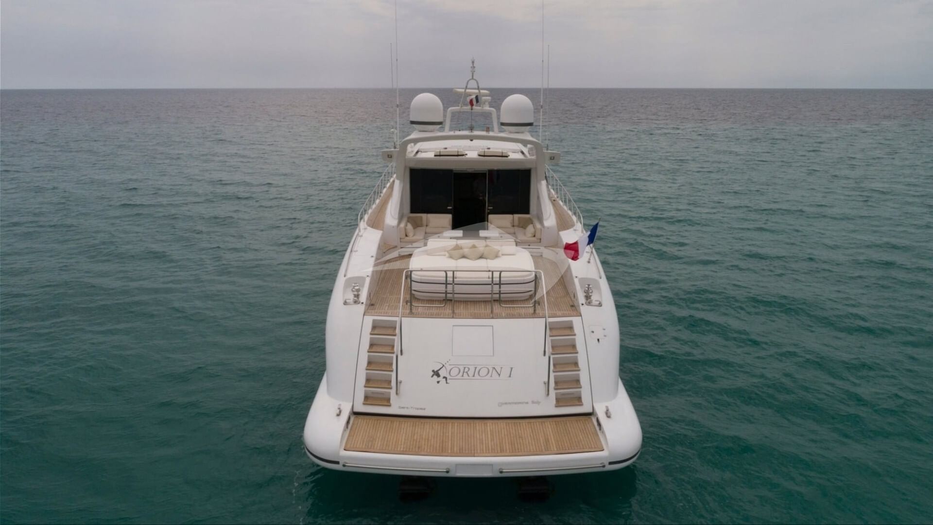 Swim platform and aft