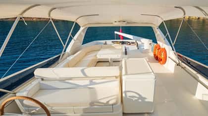 BARBAROSSA MORATTI 23m motor yacht charter, photo 6