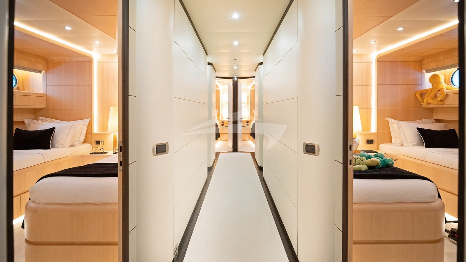 PAREAKI II, photo from the yacht portfolio 16