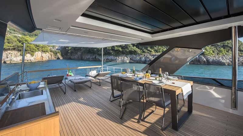 ALEXANDER M 25m motor yacht charter, photo 5