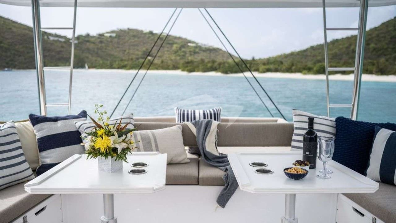 SUN DAZE, photo from the yacht portfolio 4