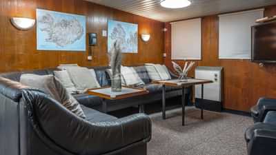 Saloon