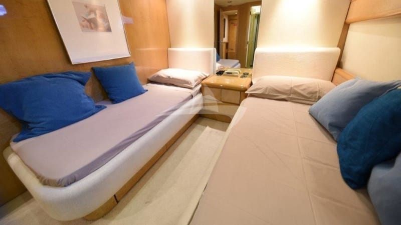 Twin Cabin