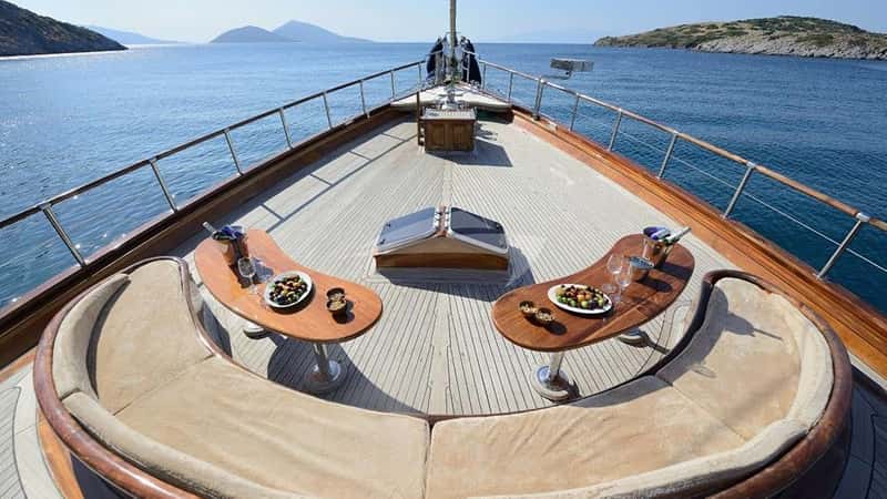 ZEPHYRIA II 32m motor yacht charter, photo 4
