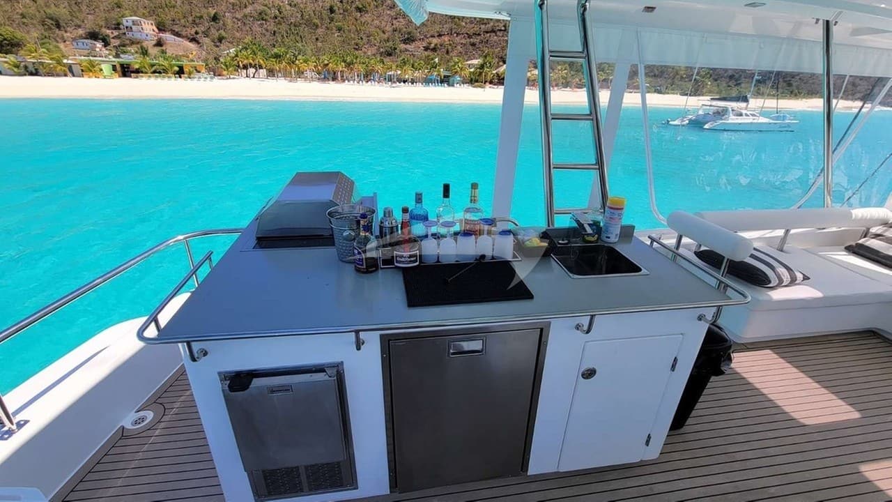 SHIPS & GIGGLES, photo from the yacht portfolio 12
