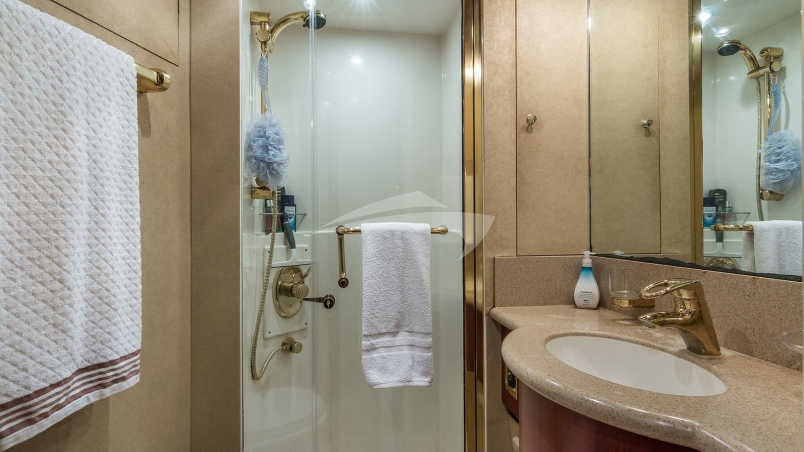 CEDAR ISLAND, photo from the yacht portfolio 23