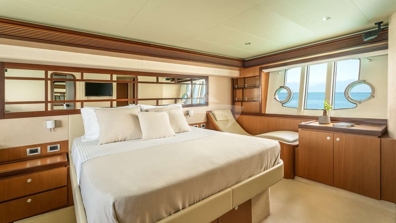 ESCAPE, photo from the yacht portfolio 5