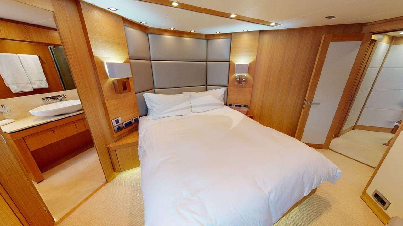 MAKANI II, photo from the yacht portfolio 10