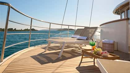 BELLEZZA 52m motor yacht charter, photo 13