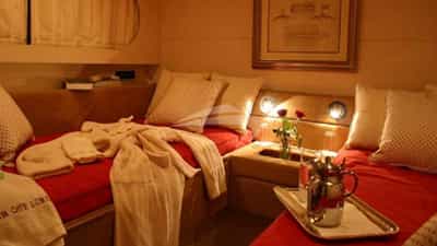Twin Cabin