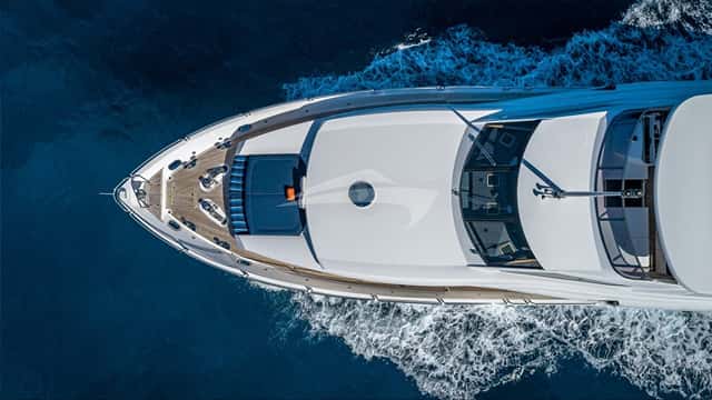 EMRYS yacht charter photo 2