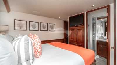 Westport 112 NAUTI N NICE-075