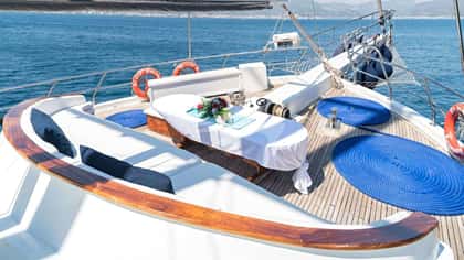 S NUR TAYLAN 35m sailing yacht charter, photo 11