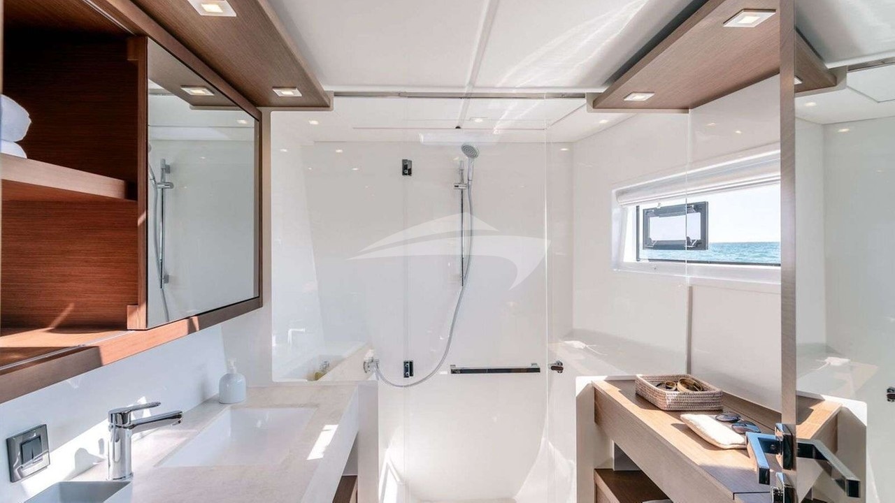 Master Suite Bathroom