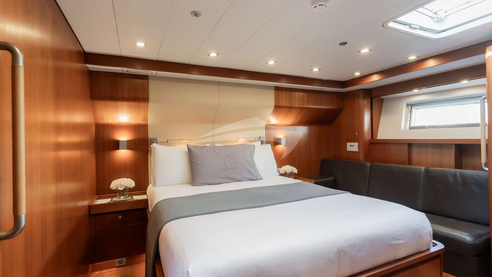 L HIPPOCAMPE, photo from the yacht portfolio 5