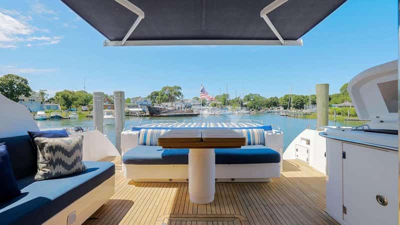CASA SUL MARE 20m motor yacht charter, photo 3