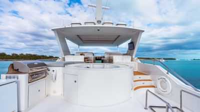 Flybridge Deck