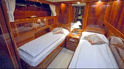 Twin Cabin