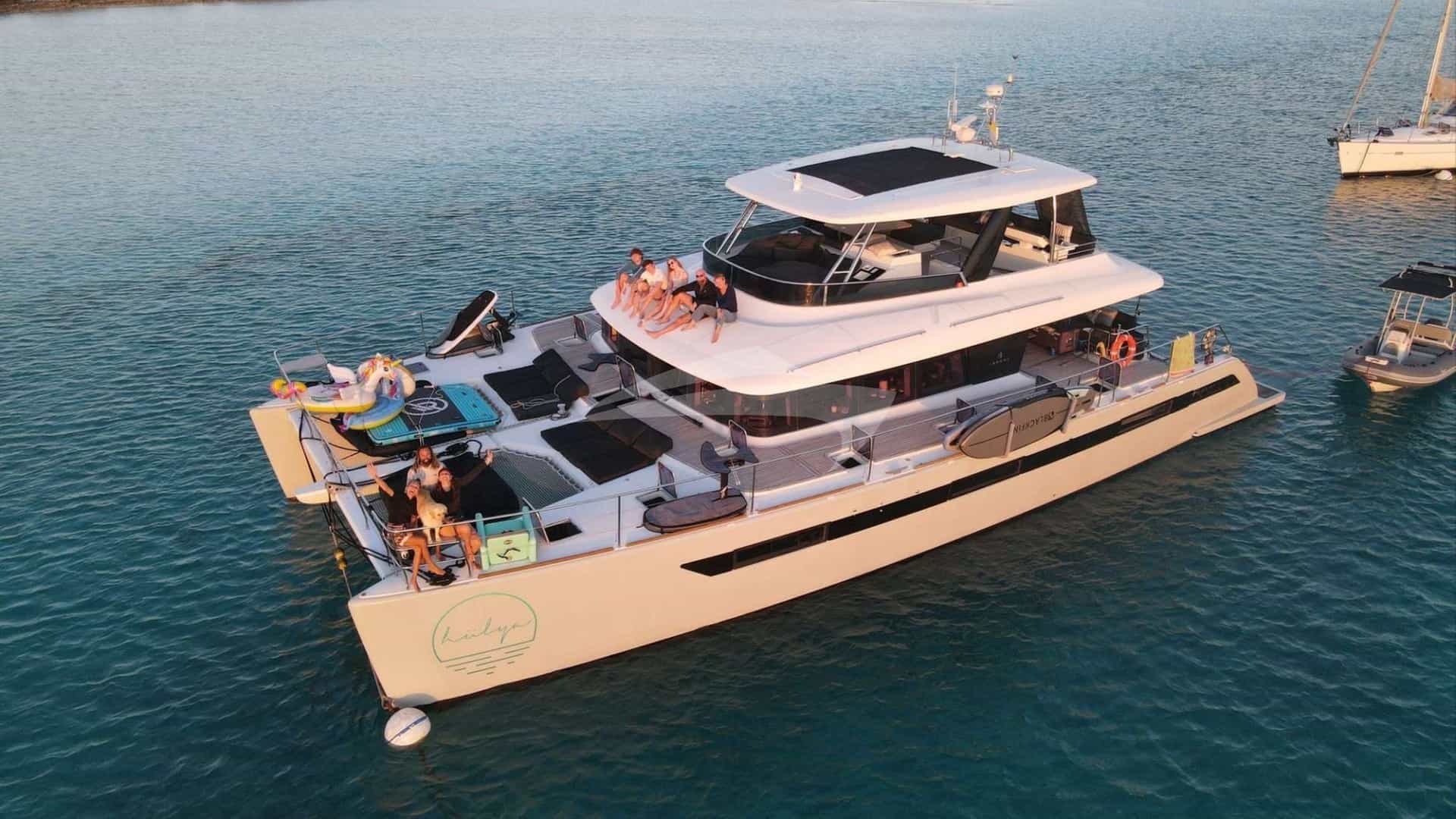 HULYA yacht charter