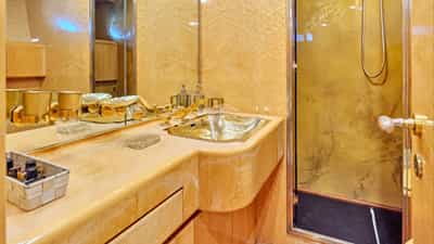 Twin Cabin Bathroom