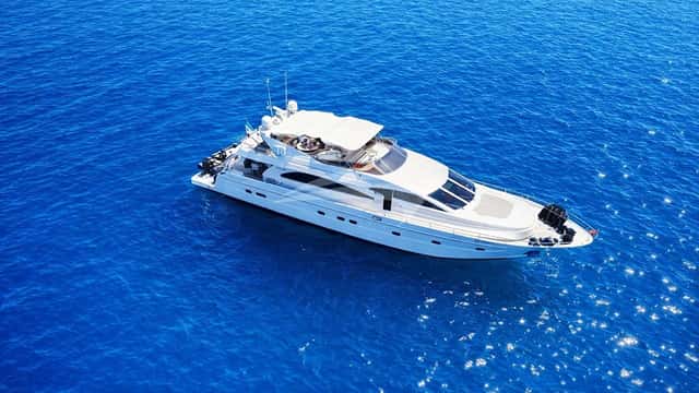 MAGIC SIX 27m motor yacht for charter