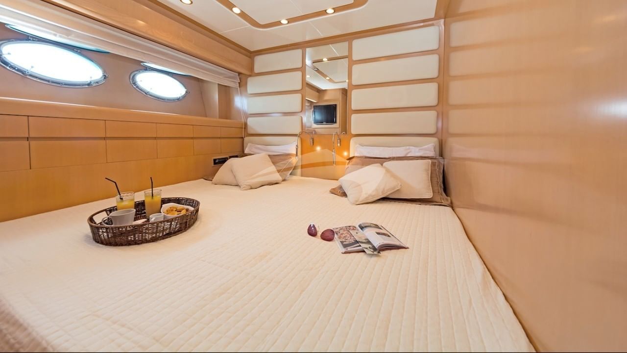 Double Cabin