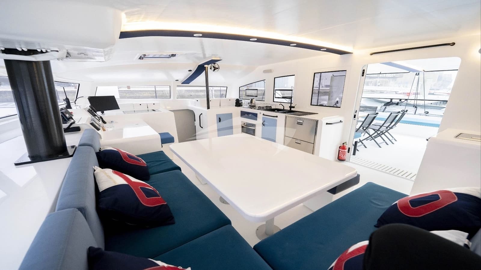 AVEL VAEZ, photo from the yacht portfolio 16