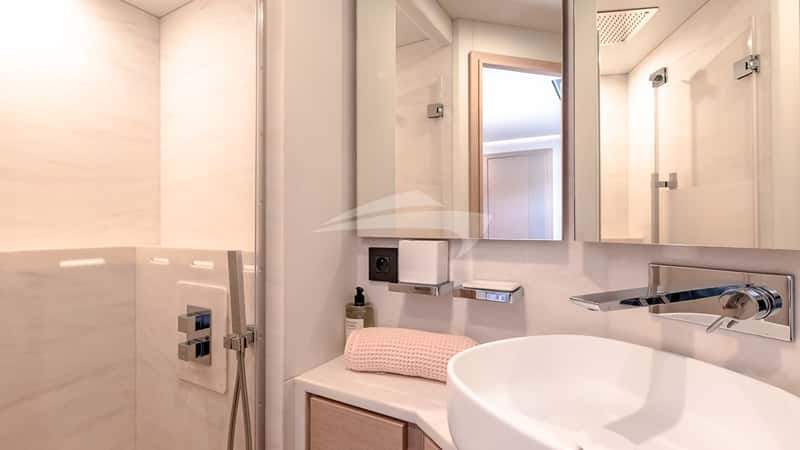 WINDKIND 24m sailing yacht charter, photo 9