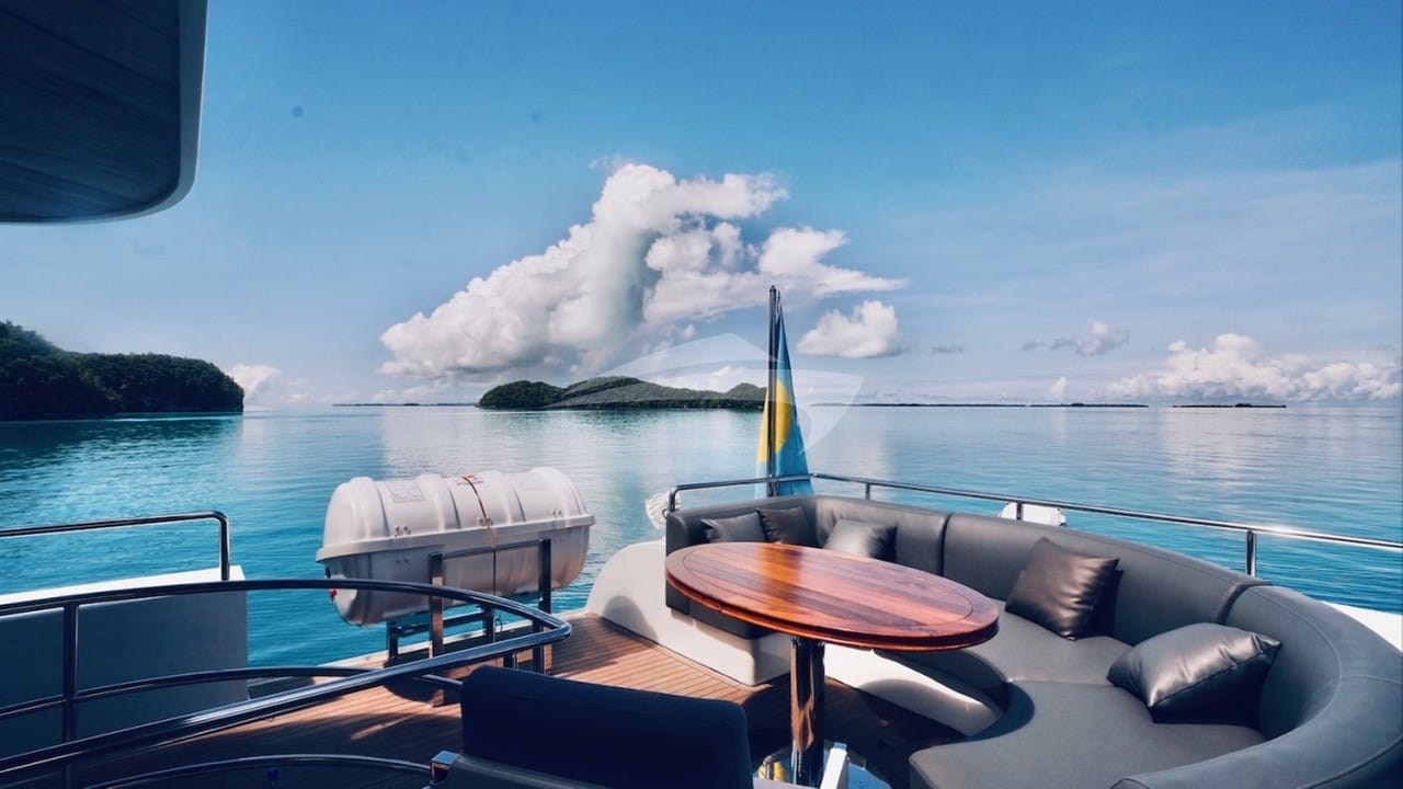 Outdoor Bar  Upper Deck