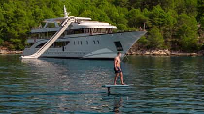 CRISTAL 49m motor yacht charter, photo 11