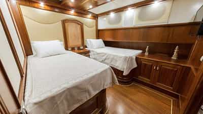 Twin Cabin
