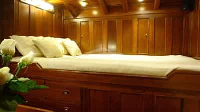 Double cabin