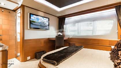 105 YCG 32m motor yacht charter, photo 8