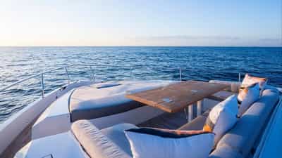 Bow Seating
