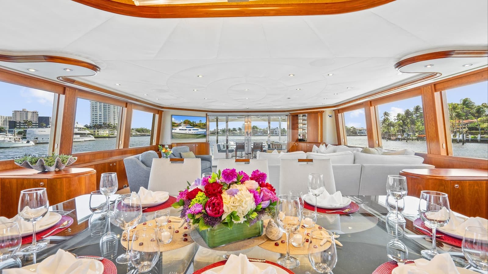SLEEPOVER, photo from the yacht portfolio 6