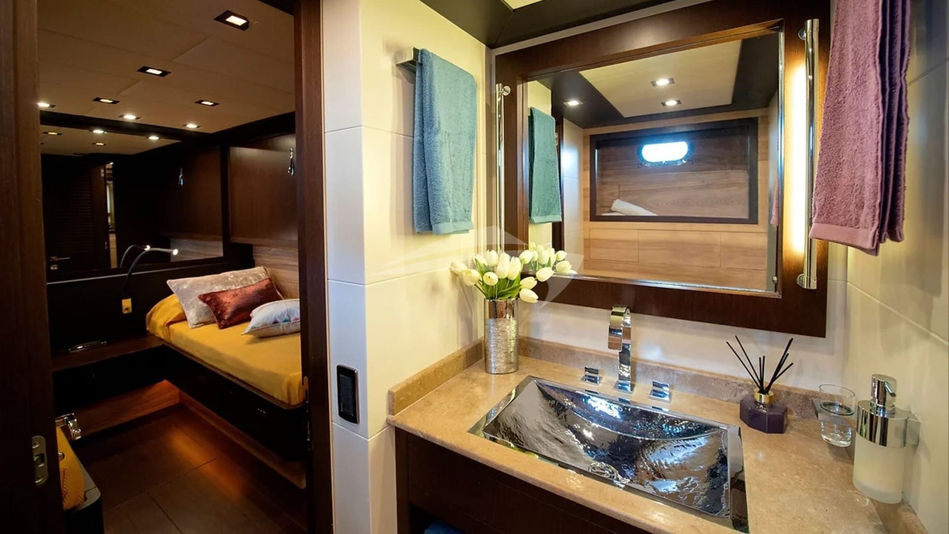 Twin Cabin Bathroom