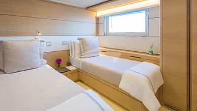 Twin Cabin