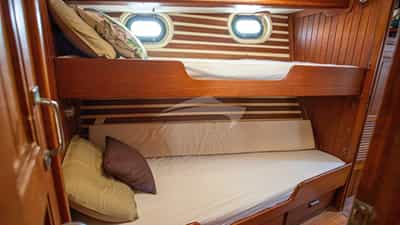 08 portfed cabin