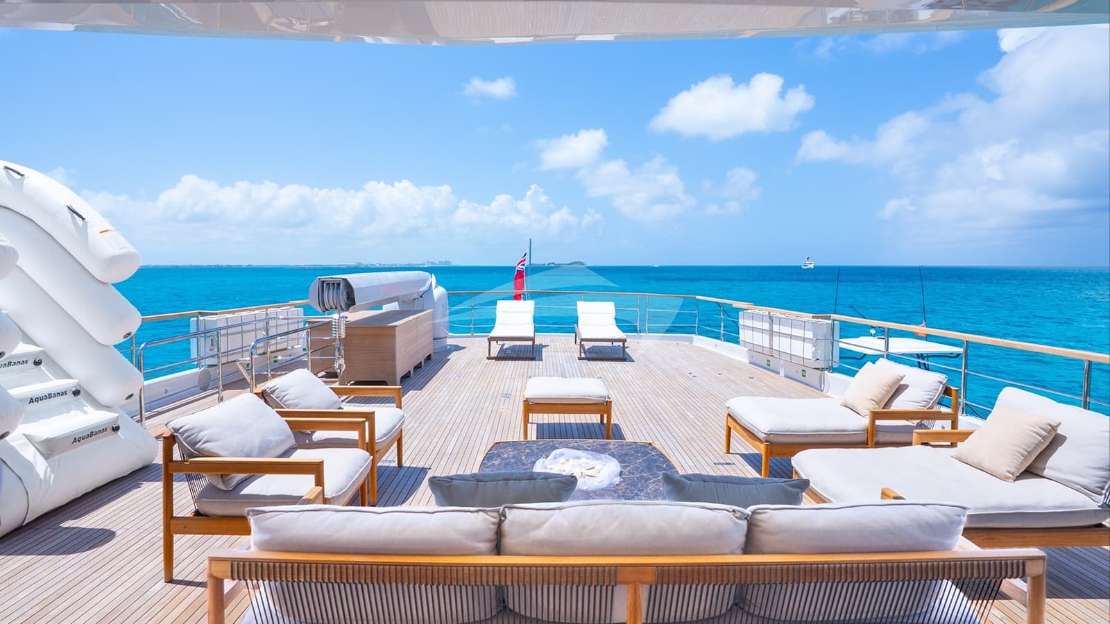 EAU LA LA, photo from the yacht portfolio 20