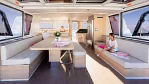 Yacht Charter SIKELIA