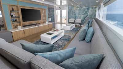 Lounge 1