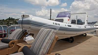 Sun Deck - Tender