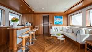 Bridge deck bar and lounge area