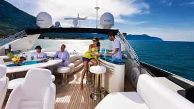 Sundeck and bar area